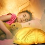 ⁦Livre lumineux LED pliable en bois 5 Modes d'éclairage rechargeable⁩ - الصورة ⁦3⁩
