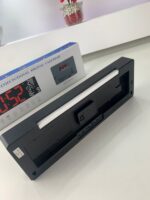 ⁦Horloge Numérique Murale et Table LED à Éclairage Bleu Inférieur – ساعة رقمية للحائط و المكتب بإضاءة سفلية زرقاء⁩ - الصورة ⁦9⁩