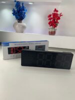 ⁦Horloge Numérique Murale et Table LED à Éclairage Bleu Inférieur – ساعة رقمية للحائط و المكتب بإضاءة سفلية زرقاء⁩ - الصورة ⁦8⁩