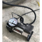 ⁦Air Compresseur et Gonfleur de pneu DC 12V prise allume ci-gare⁩ - الصورة ⁦3⁩