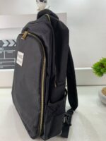 ⁦Sac à dos Coiffeur WAHL avec des Support pour Tondeuses et Outils Professionnels – حقيبة اغراض الحلاق⁩ - الصورة ⁦8⁩