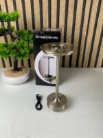 ⁦Lampe de table rechargeable sans fil finition de haute qualité LED 3 couleurs – مصباح ديكور بعدة درجات ضوئية⁩ - الصورة ⁦5⁩
