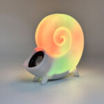 ⁦Haut-parleur en forme de Conque Coloré mignon avec lumières RGB⁩ - الصورة ⁦3⁩