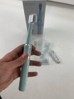 ⁦Brosse À Dents Électrique Sonique avec 4 Têtes et 5 Modes – فرشاة أسنان⁩ - الصورة ⁦5⁩