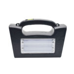⁦Kit Panneau Solaire portable avec Torche LED Rechargeable et 3 Lampes – طقم مصباح يعمل بالطاقة الشمسية⁩ - الصورة ⁦4⁩