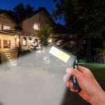 ⁦Lampe de Poche LED Portable et Réflecteur 20W⁩ - الصورة ⁦4⁩