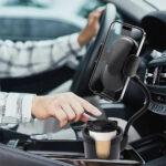 ⁦Support de téléphone pour voiture avec porte-gobelet rotation à 360° - حامل هواتف وأكواب في السيارة⁩ - الصورة ⁦8⁩