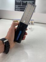 ⁦Lampe de Travail LED Rechargeable Éclairage Ultra-Puissant avec Panneau Solaire Intégré – مصباح عمل قابل للشحن⁩ - الصورة ⁦5⁩