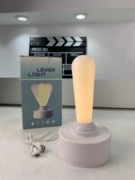⁦Veilleuse LED à Levier avec Interrupteur à bascule Rechargeable – مصباح غرف نوم قابل للشحن⁩ - الصورة ⁦8⁩