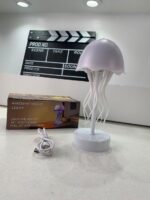 ⁦Lampe méduse RVB rechargeable avec capteur tactile et pieds dansants – مصباح ديكور على شكل قنديل⁩ - الصورة ⁦8⁩
