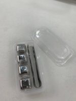 ⁦Pierres de glaçons réutilisables en acier inoxydable pour votre boisson – مكعبات الثلج للتبريد لمدة طويلة⁩ - الصورة ⁦8⁩