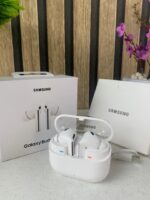 ⁦Écouteurs Bluetooth sans fil Samsung Galaxy Buds 3 contrôle tactile – سماعات بلوتوث لاسلكية⁩ - الصورة ⁦9⁩