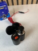 ⁦Chargeur USB 12 V pour guidon de moto avec prise allume-cig–are – مقبس طاقة لدرجات النارية⁩ - الصورة ⁦9⁩