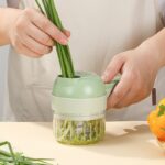 ⁦Set de coupe-légumes électrique portable 4 en 1 Chargement USB⁩ - الصورة ⁦3⁩