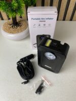⁦Pompe de Gonflage Portable Haute Pression avec Lampe LED – مضخة نفخ محمولة عالية الضغط مزودة بإضاءة⁩ - الصورة ⁦4⁩