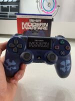 ⁦SONY DualShock Manette PS4 Sans Fil, Batterie Rechargeable (High Copy) – Edition Moderne Warfare⁩ - الصورة ⁦7⁩