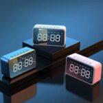⁦Réveil intelligente sans fil Bluetooth haut-parleur LED FM,AUX ,TF⁩ - الصورة ⁦5⁩