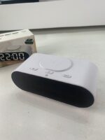 ⁦Horloge numérique LED et Chargeur Sans Fil GH9000 – ساعة منبه وشاحن لاسلكي⁩ - الصورة ⁦9⁩