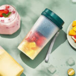 ⁦Blander Jus en forme de tasse Crony 300 ml, mélangeur portable rechargeable par USB, mini tasse à jus étanche⁩ - الصورة ⁦6⁩
