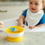 ⁦Pack 4Pcs Cuillère Bébé White Hot Thermosensible – طقم ملاعق لتغذية الأطفال مستشعرة للحرارة⁩ - الصورة ⁦2⁩