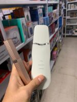 ⁦Pack de Beauté Appareil Ultrasonic purificateur points noir et Rasoir Electrique 4en1⁩ - الصورة ⁦9⁩