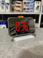 ⁦Réveil numérique intelligent avec projecteur 180° TempéRature USB , Snooze DS-8590L⁩ - الصورة ⁦7⁩