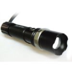 ⁦Lampe Torche LED SWAT Multifonction Zoom Réglable et 3 Modes d’Éclairage – مصباح يدوي قابل للشحن⁩ - الصورة ⁦3⁩