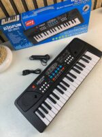 ⁦Piano éducatif à clavier électronique pour enfants, avec microphone et 37 touches - بيانو تعليمي بـ 37 مفتاحاً للأطفال⁩ - الصورة ⁦10⁩