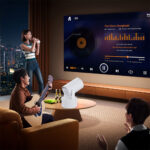 ⁦Mini Projector Karaoke Portable Support 4K 1080P YS-300 KTV – جهاز مديا ذكي للعرض على الحائط مع كاريوكي⁩ - الصورة ⁦5⁩
