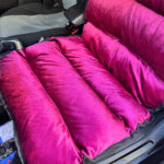 ⁦Housse de Protection Siège Auto en Velours Rembourrée Confortable et Moelleux – فرشة مقعد السيارة جد مريحة⁩ - الصورة ⁦4⁩
