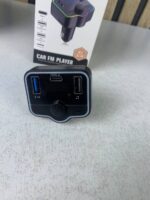 ⁦Transmetteur FM Bluetooth et Chargeur de Voiture 12-24V - شاحن متعدد المنافذ للسيارات والشاحنات⁩ - الصورة ⁦3⁩