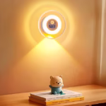 ⁦Applique Murale LED Intelligente Avec Capteur de Mouvement Écran Horloge Numérique - مصباح الحائط الذكي بمستشعر حركة وشاشة رقمية لعرض الوقت⁩ - الصورة ⁦10⁩