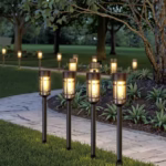 ⁦Éclairage Solaire de Jardin Extérieur avec Support Murale HW-1288B - مصابيح حدائق شمسية فاخرة إضاءة دافئة⁩ - الصورة ⁦8⁩
