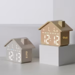 ⁦Horloge Réveil Numérique LED en Forme de Maison Double Alarme Veilleuse Douce GH8063 - ساعة منبه رقمية بتصميم منزل أنيق مع إضاءة ليلية وشاشة كاملة⁩ - الصورة ⁦6⁩