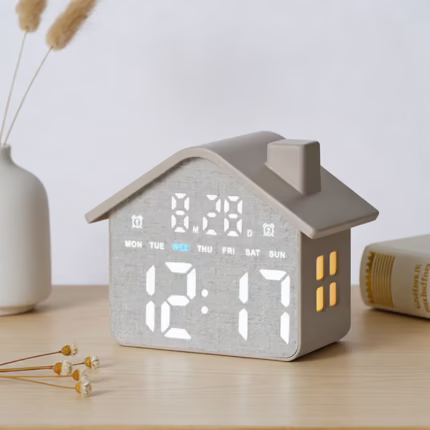 Horloge Réveil Numérique LED en Forme de Maison Double Alarme Veilleuse Douce GH8063 - ساعة منبه رقمية بتصميم منزل أنيق مع إضاءة ليلية وشاشة كاملة
